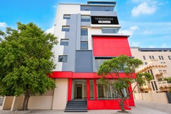 Address of Townhouse Ranipur Mor Formerly Parmila Inn