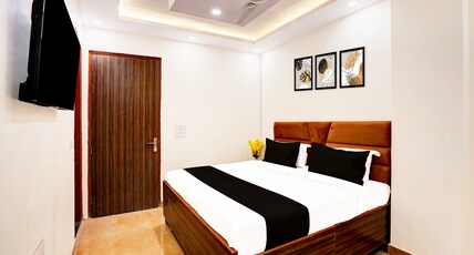 Hotel O Moonlight Hotel & Banquet Room Type - Classic