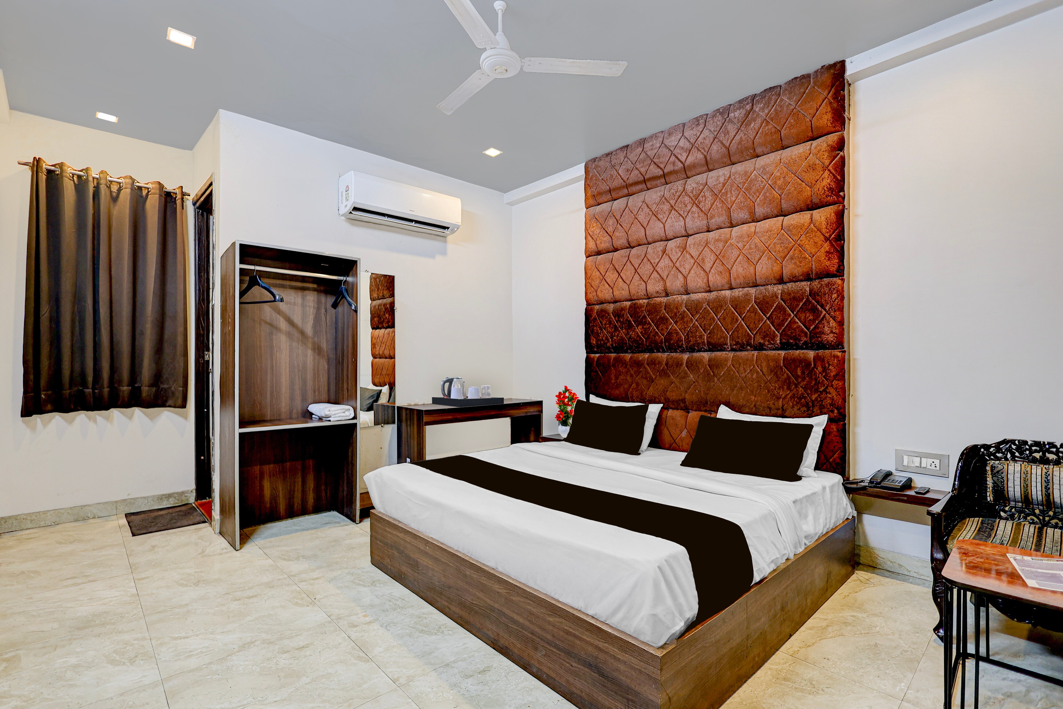 Townhouse Ranipur Mor Formerly Parmila Inn - Tap to explore photos