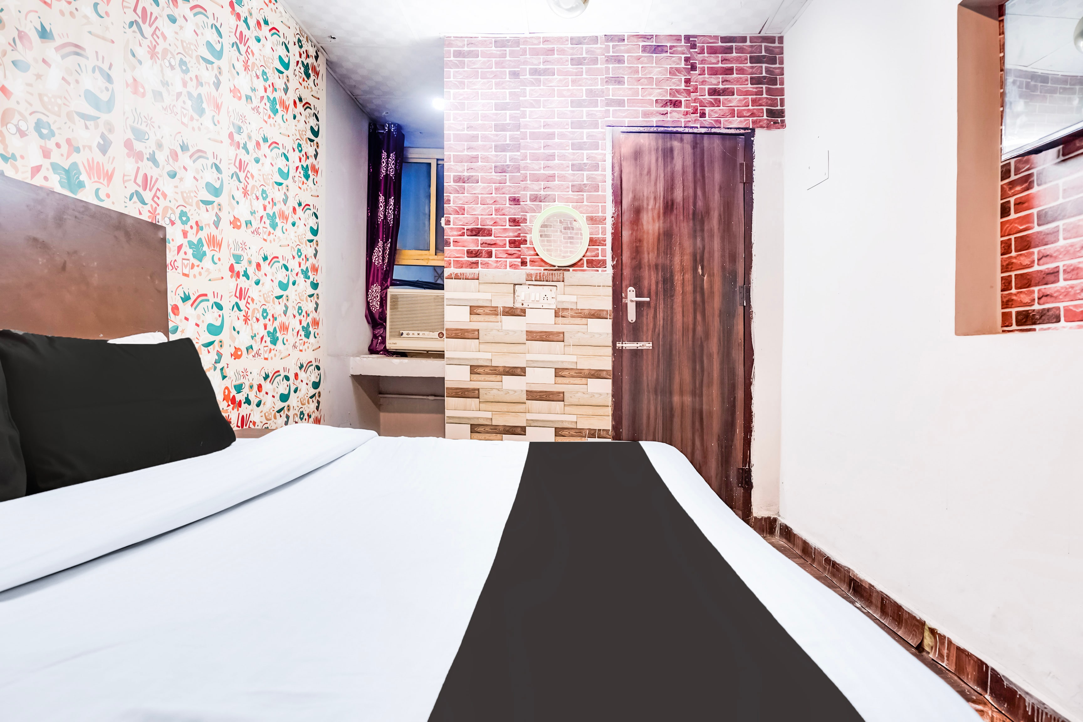 HOTEL O ELITE STAY - Tap to explore photos