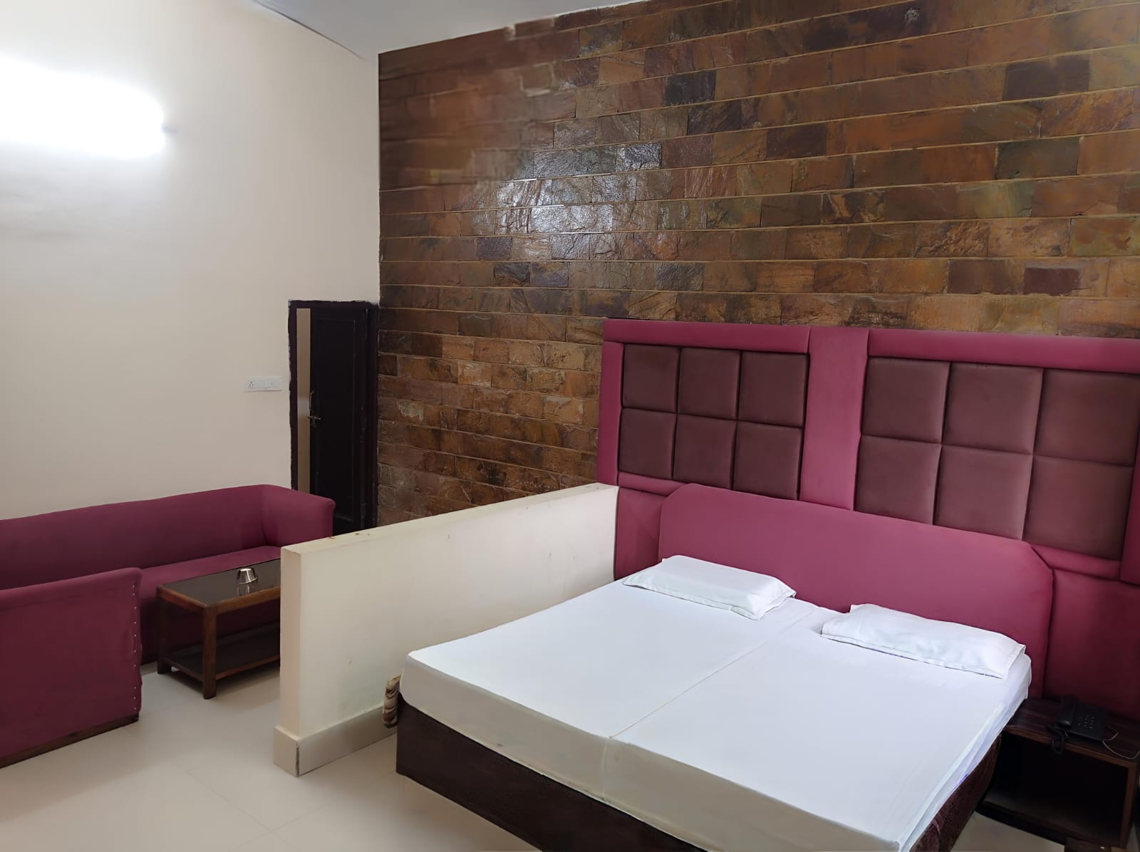 Hotel india Pride - Tap to explore photos