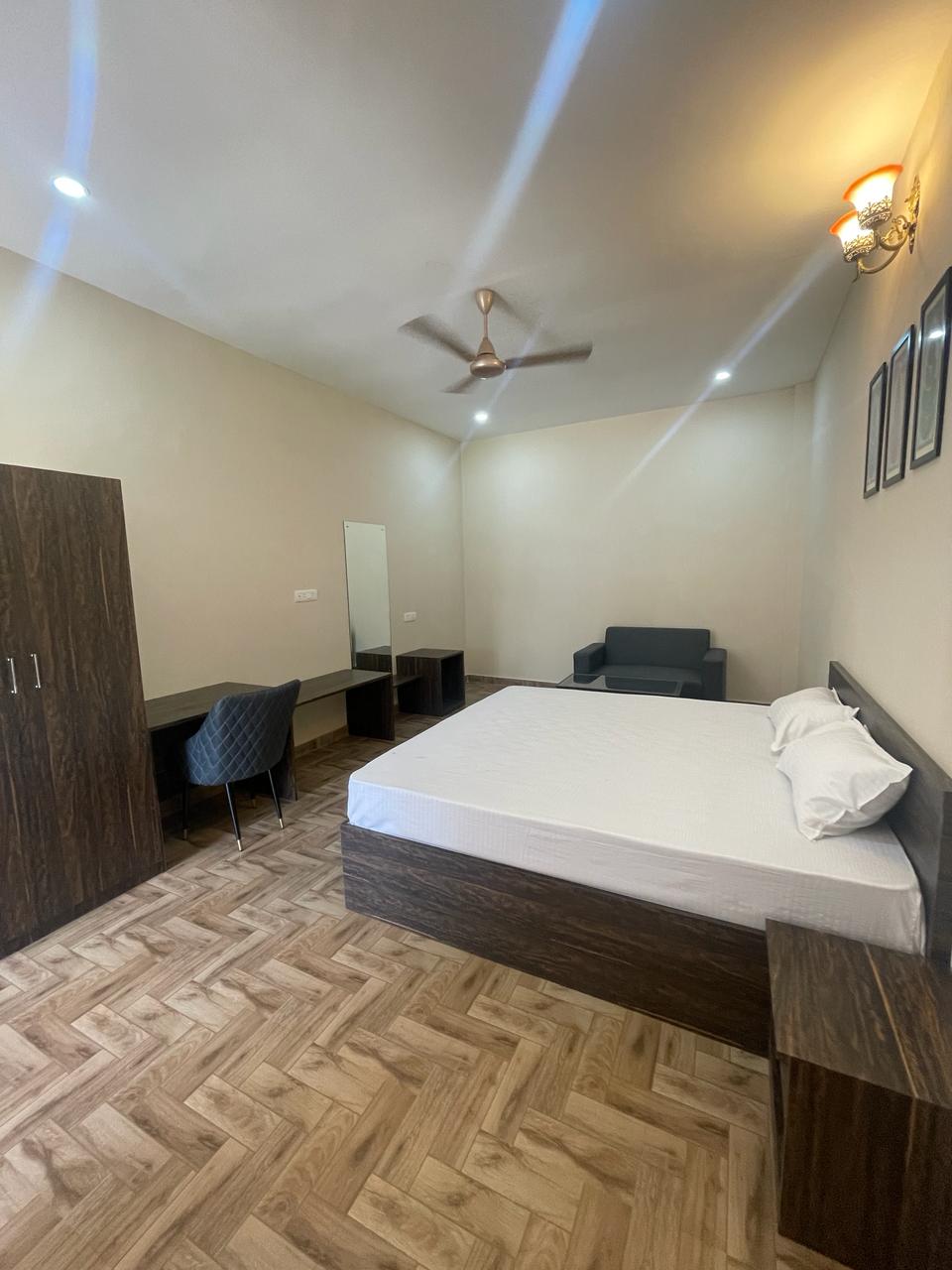 Vistara courtyard - Tap to explore photos