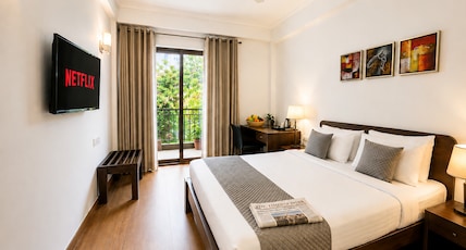 EMBLEM Hotel Arjun Marg, Golf Course Road Room Type - Premium Room with Private Balcony EMBLEM Hotel Arjun Marg, Golf Course Road Room Type - Premium Room with Private Balcony
