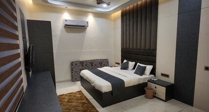 Hotel MG Grand Inn Room Type - Bedroom 14