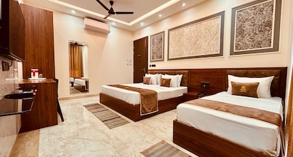 Goel Villa and Hotel Room Type - Super Deluxe Room with free wifi Goel Villa and Hotel Room Type - Super Deluxe Room with free wifi