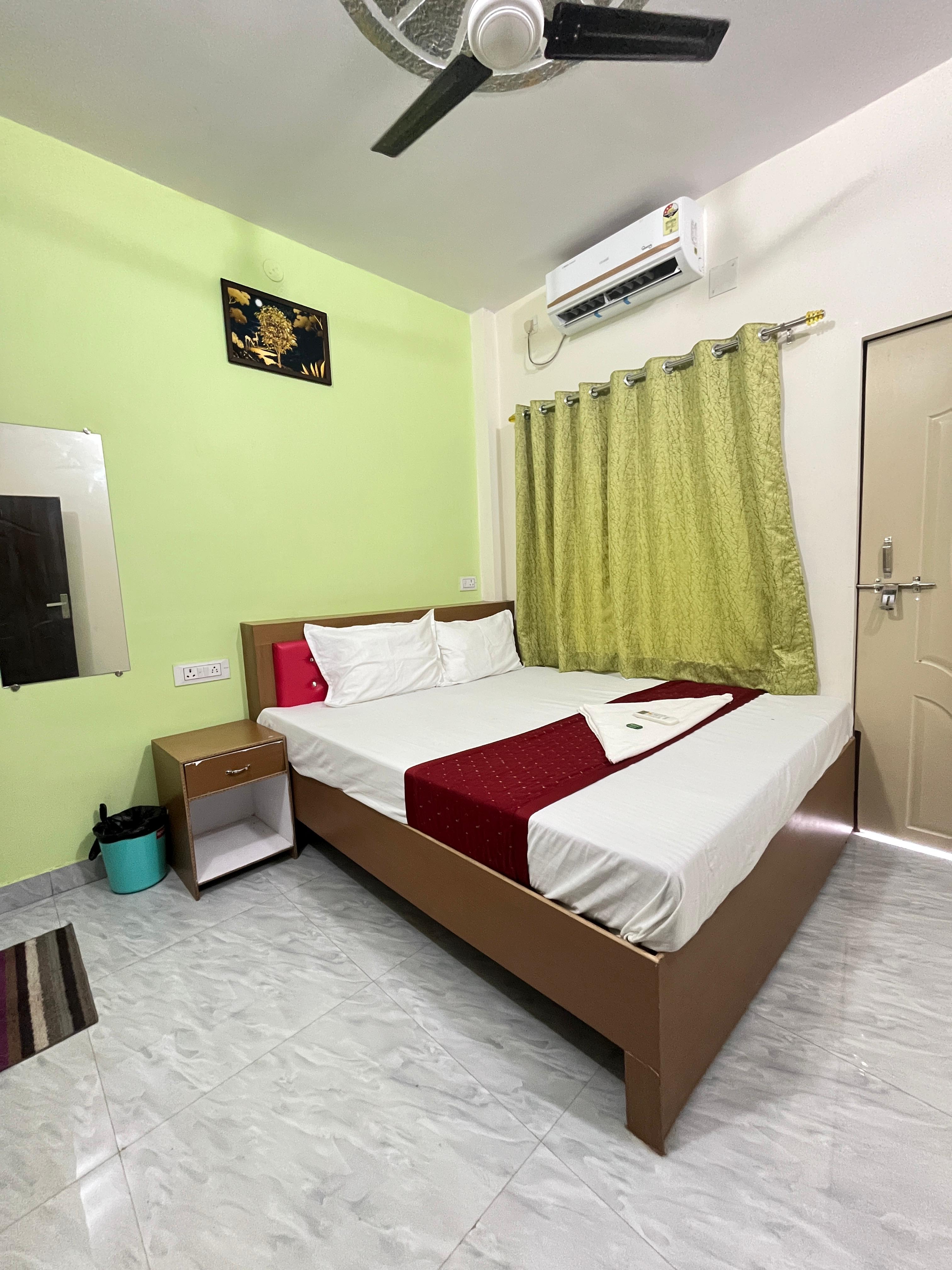 Ganga Villa Homestay - Tap to explore photos