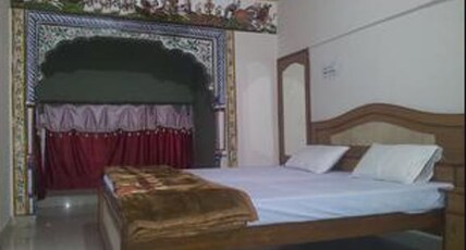 RAJ PALACE Room Type - Heritage Room AC