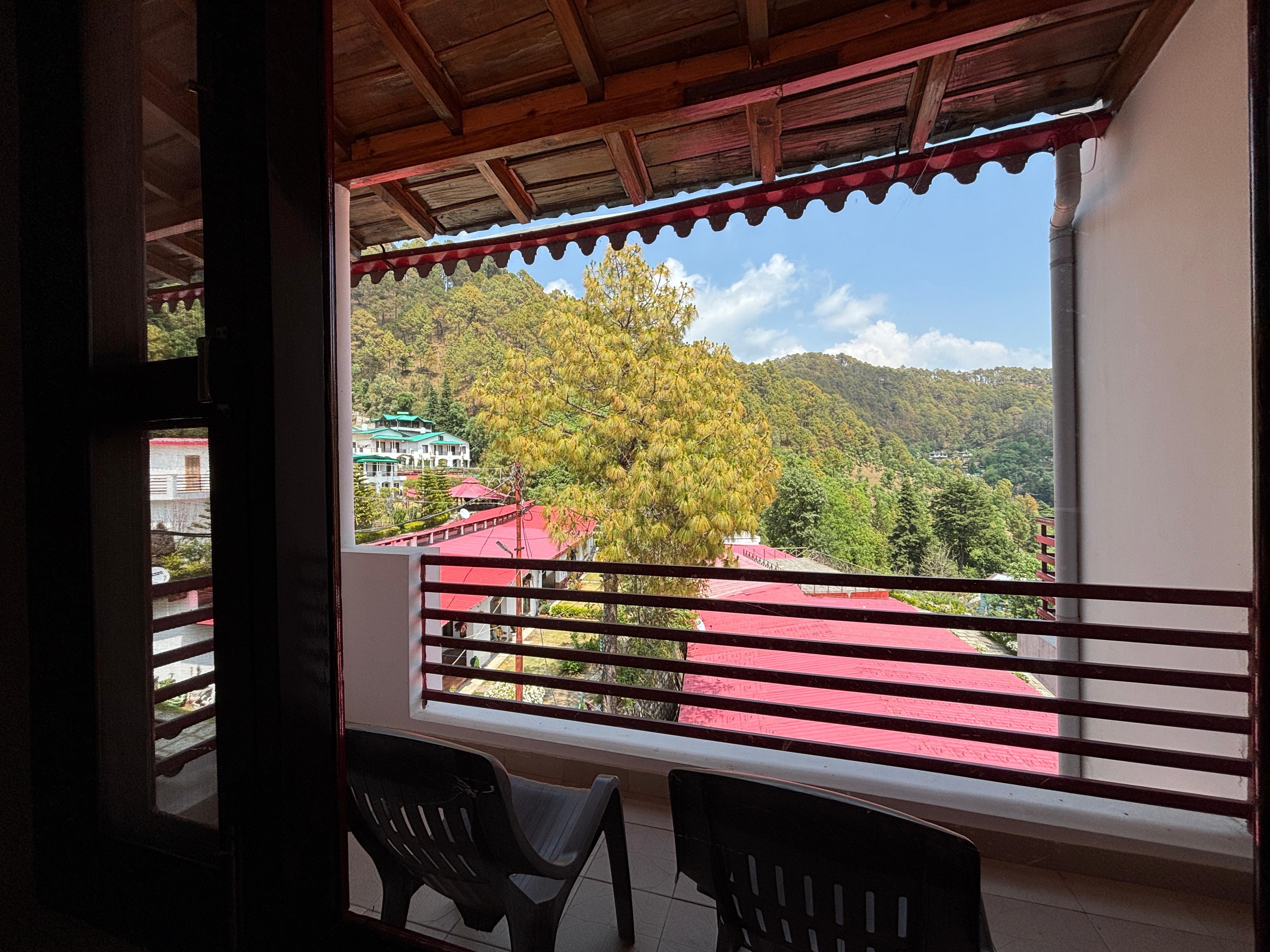 VJ s Homestay - Tap to explore photos