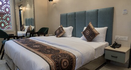 Hotel Anant Inn Room Type - Super Deluxe Room
