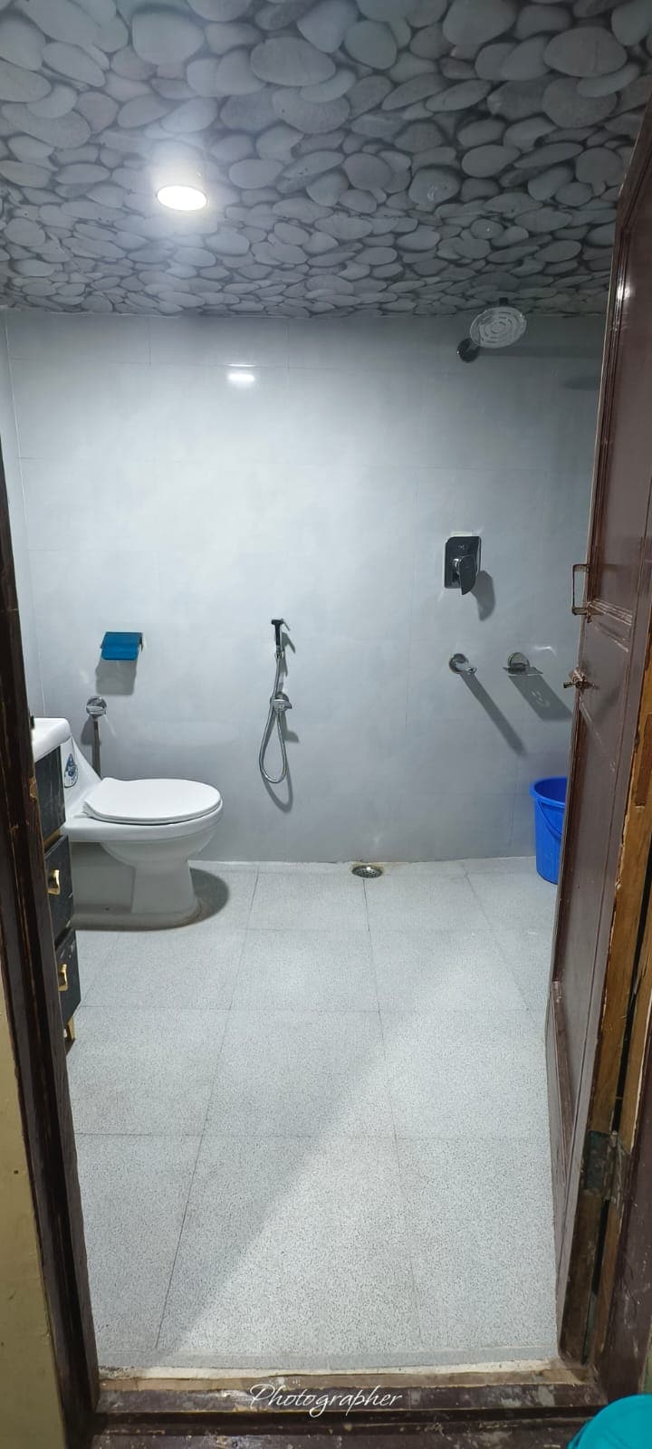 Raja Guest House, Pahalgam - Tap to explore photos