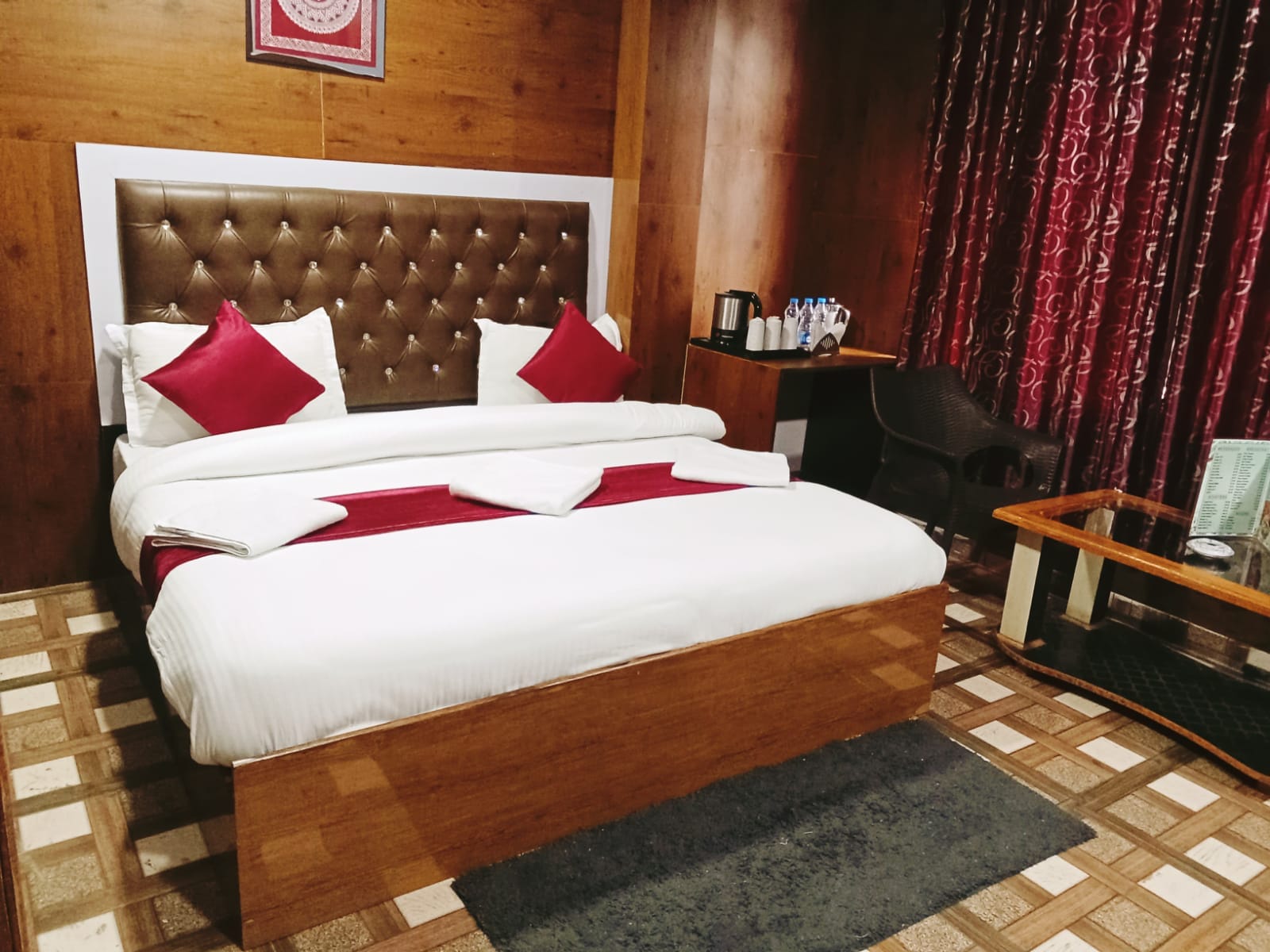 Hotel Manik Resort - Tap to explore photos