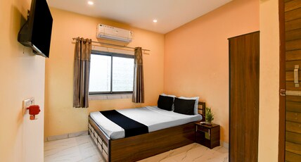 Super Hotel O Agarpara Railway Station Road Formerly Chowdhury Guest House Room Type - Deluxe with City View Super Hotel O Agarpara Railway Station Road Formerly Chowdhury Guest House Room Type - Deluxe with City View