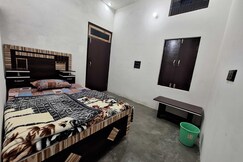 Hotel O Home Sita Ram Palace