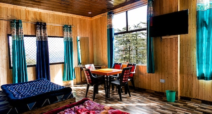 Midway Guest House Room Type - Semi Deluxe Quadruple Room Midway Guest House Room Type - Semi Deluxe Quadruple Room