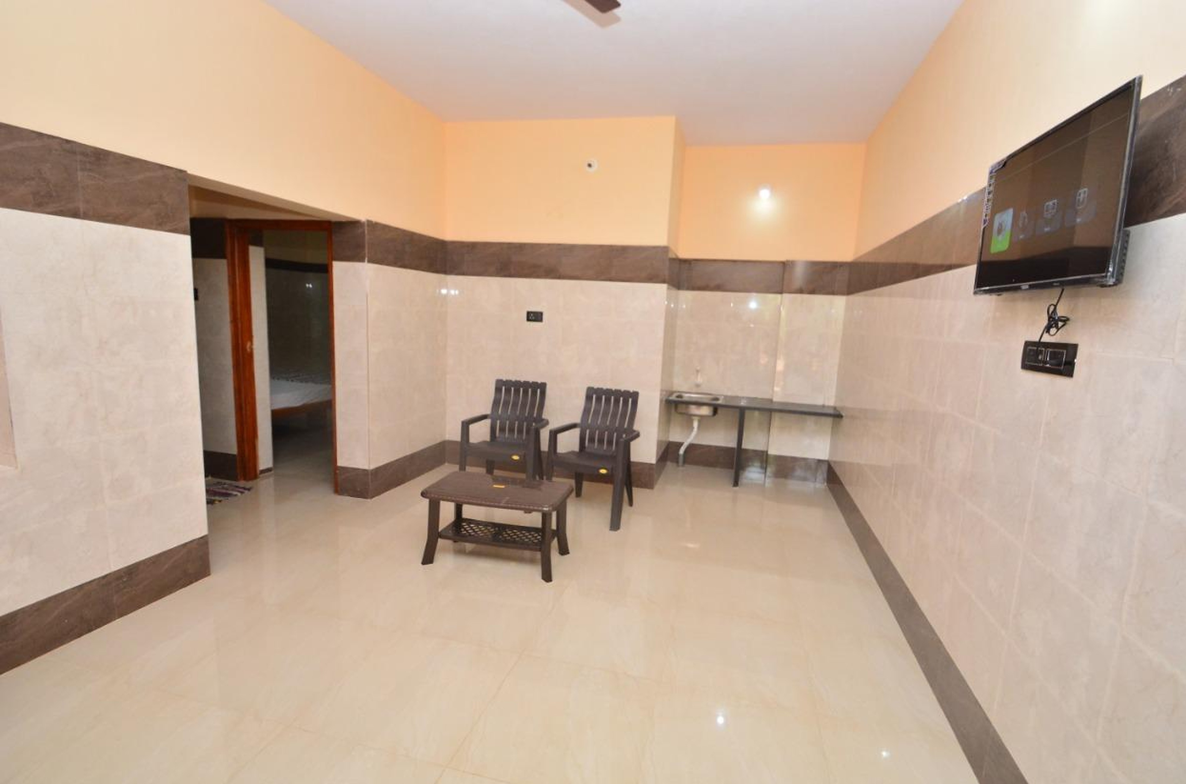Abhiman Residency | Rooms & Caretaker - Tap to explore photos