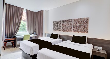 Palette Signature Hotel Room Type - Deluxe Twin Room