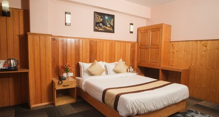 Verdant The Vintage Room Type - Master Luxury room