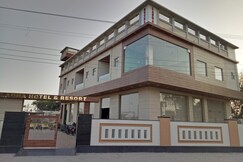 Ladha Hotel and Resort