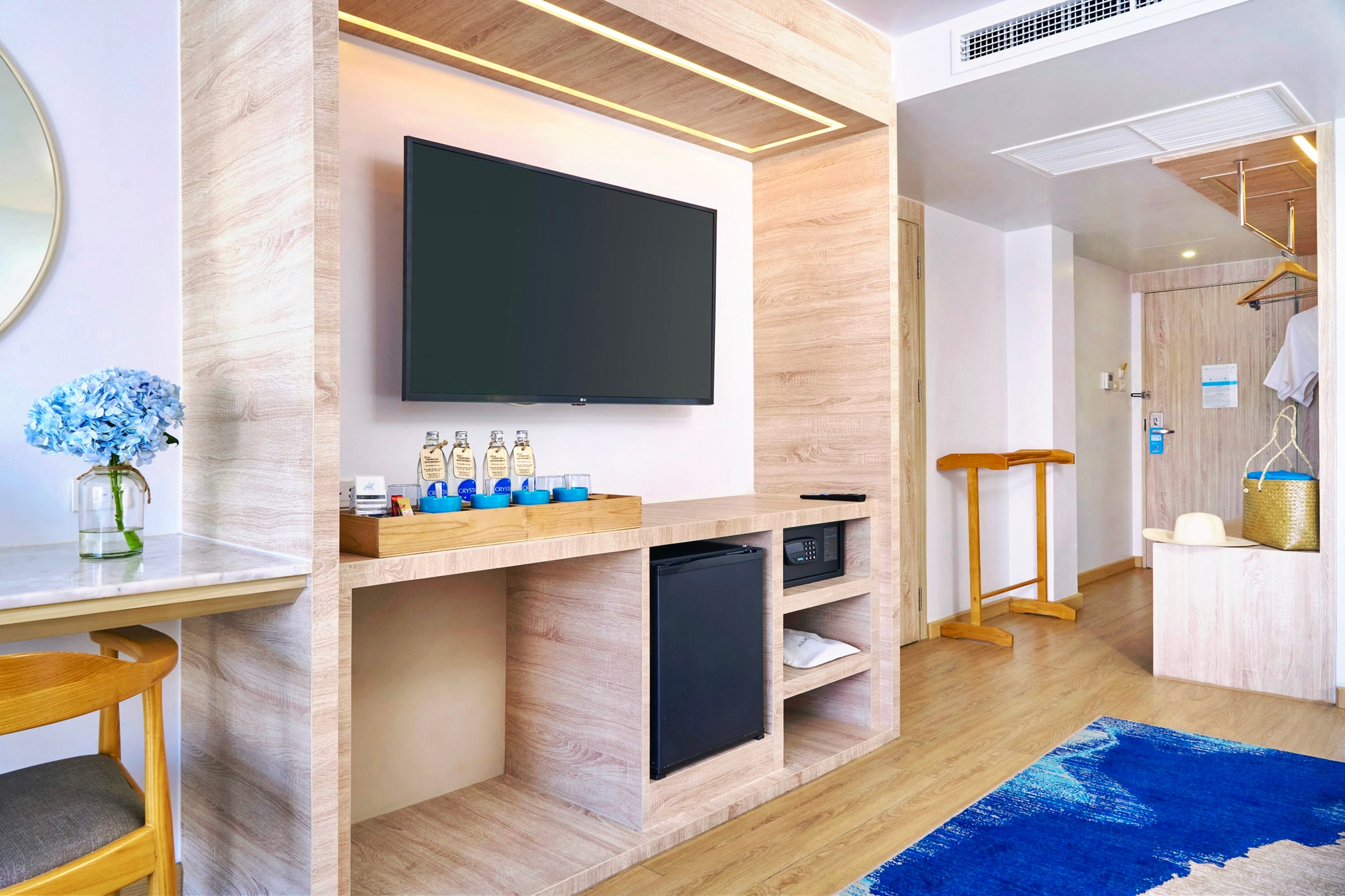 LIV Hotel Phuket Patong Beachfront - Tap to explore photos