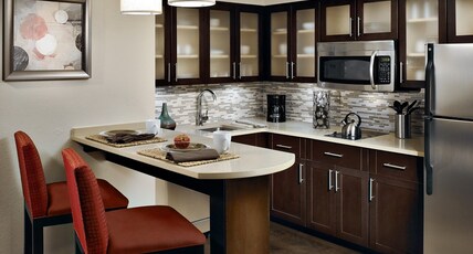 Staybridge Suites AUBURN HILLS, an IHG hotel Room Type - Studio Suite