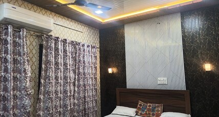 Ashoka homestay Room Type - Luxury Room AC-2