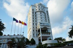 Joys Palace (Hi-Luxury Business Hotel)