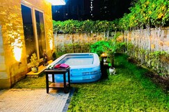 Luxury Garden Villa