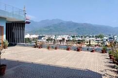 Huge 4Bhk Plus Haldwani' Mansion