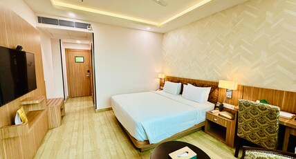 THE ROYAL BIHAR Room Type - Deluxe Room