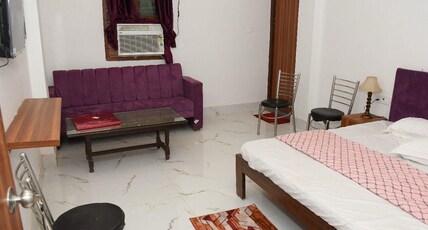 Hotel Ramdoot Room Type - Deluxe Room