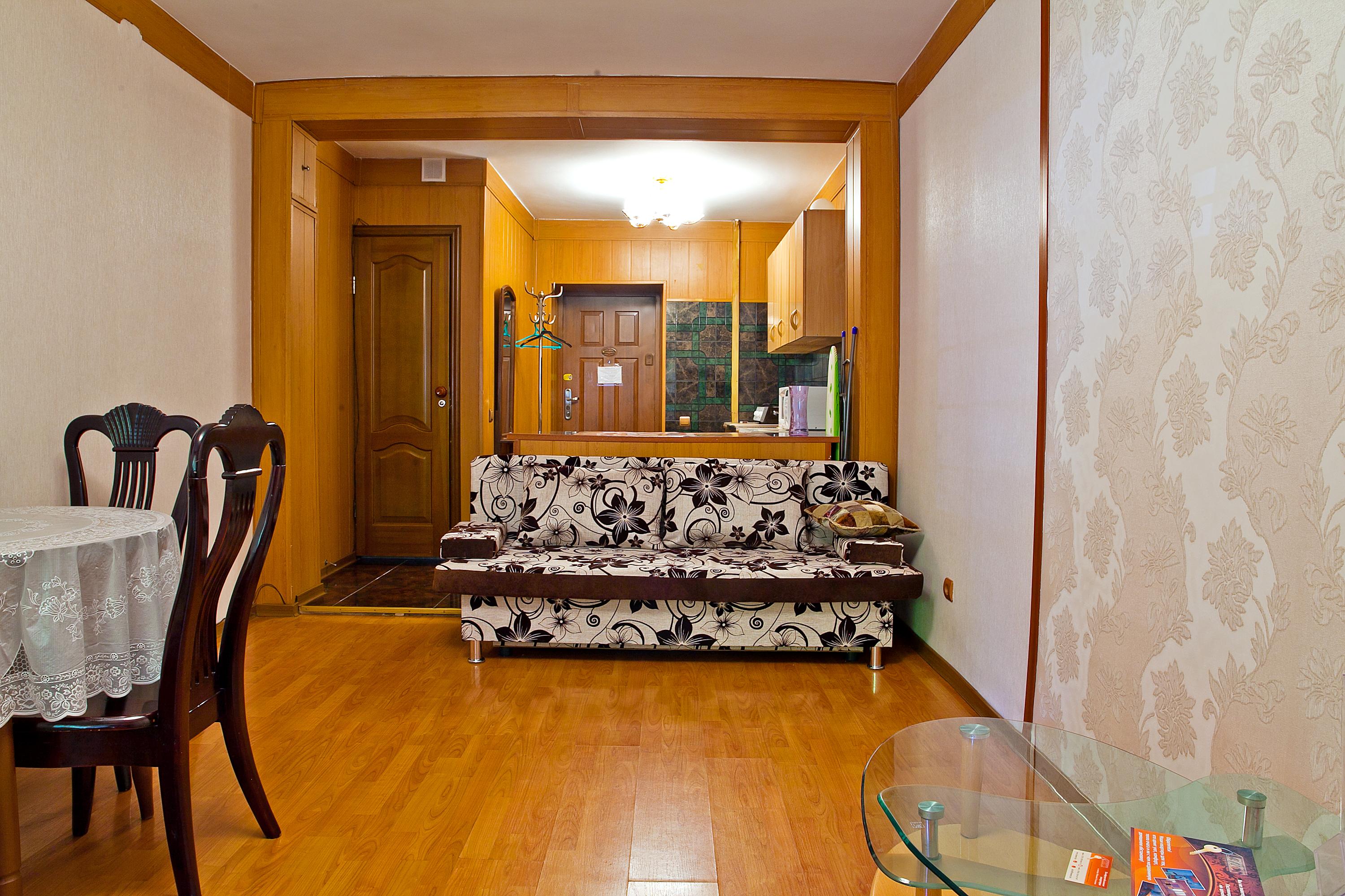 Lessor Apartment 101 - Tap to explore photos