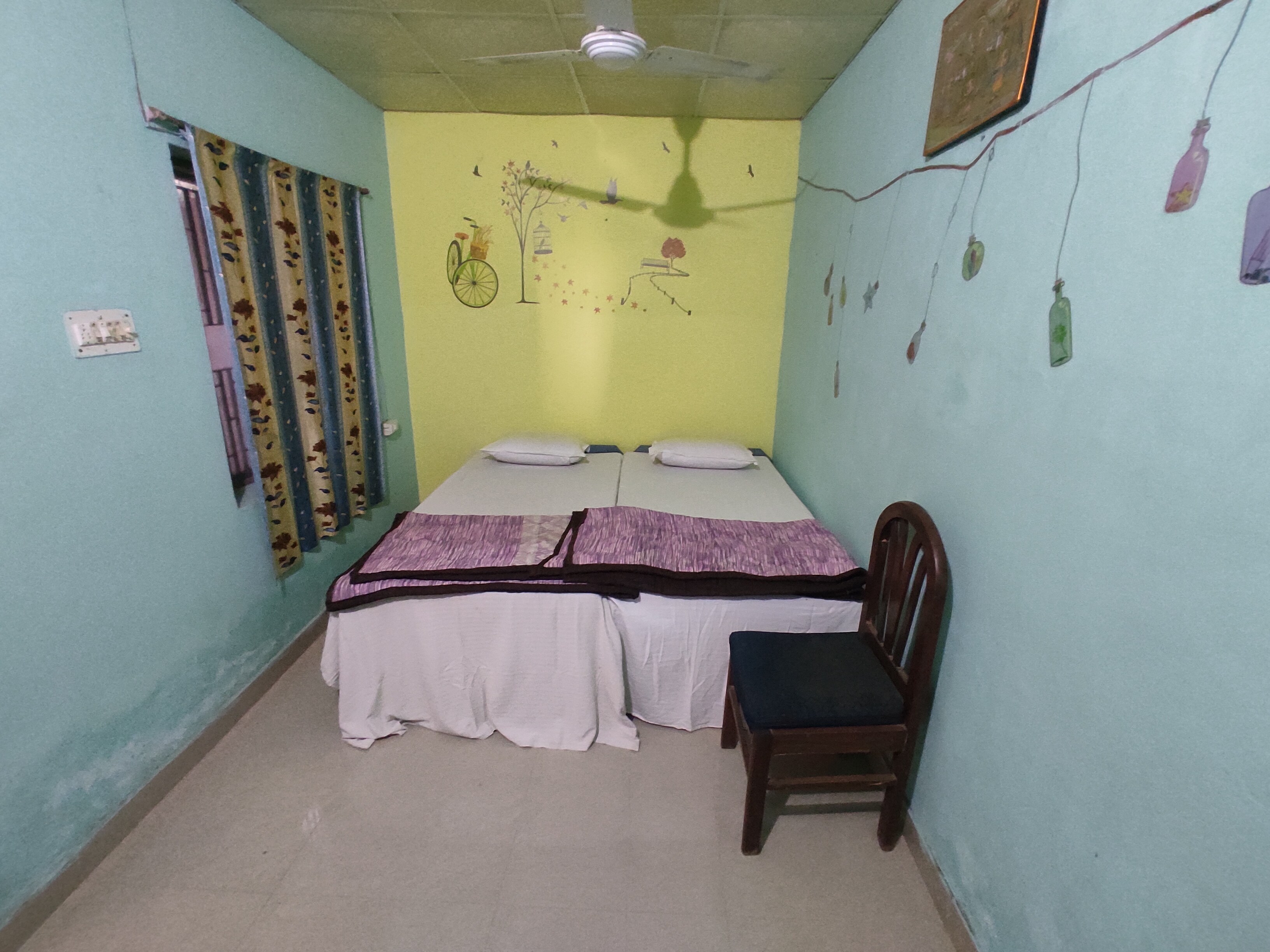 Super inn Guest house - Tap to explore photos