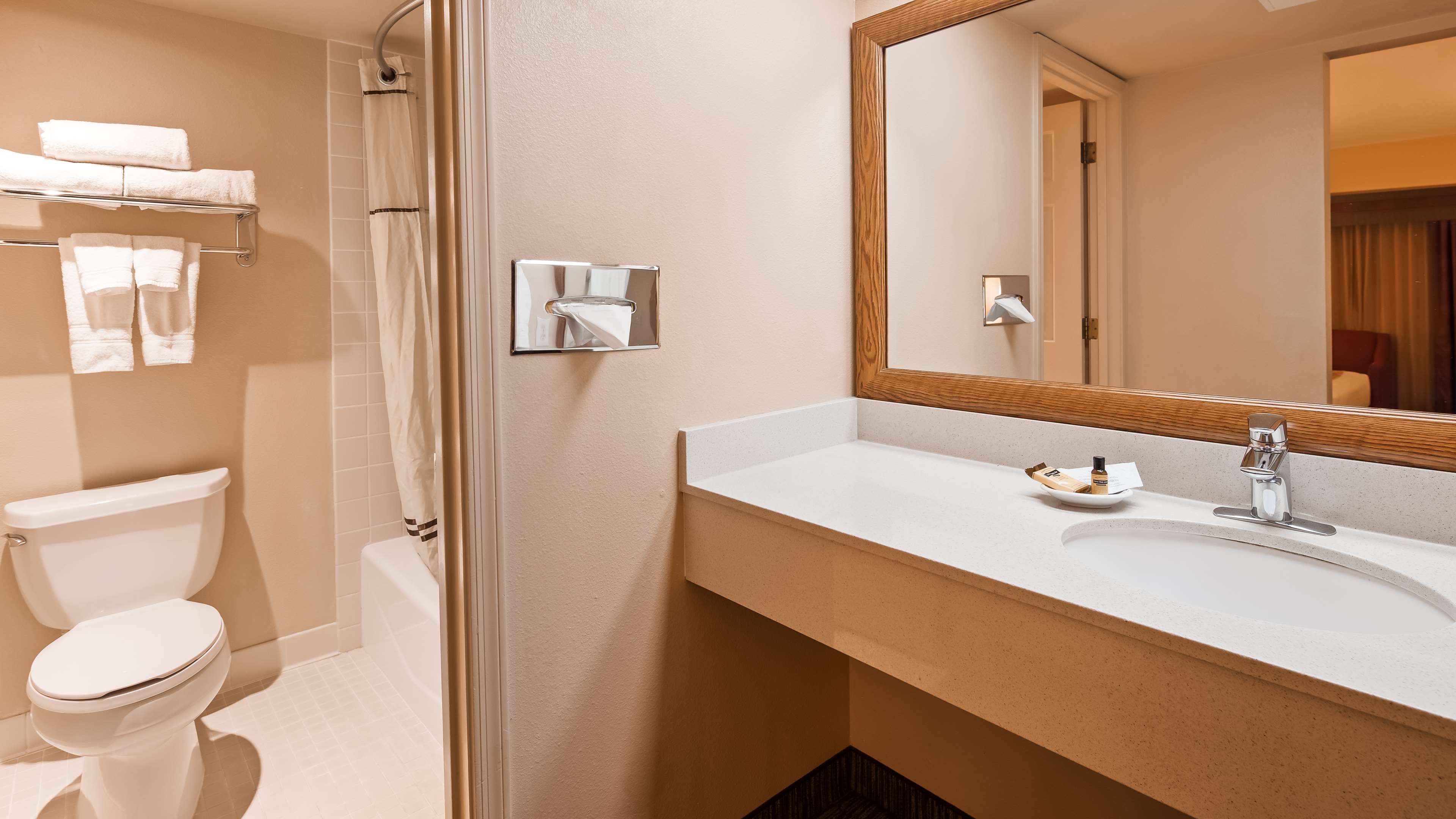 Best Western Plus King's Inn & Suites - Tap to explore photos