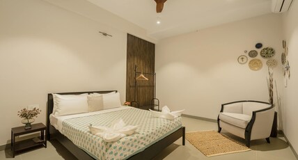 Lindsay Manor Madera 5BHK 2 Pools Luxury Room Type - Lindsay Manor Madera 5BHK 2 Pools Luxury
