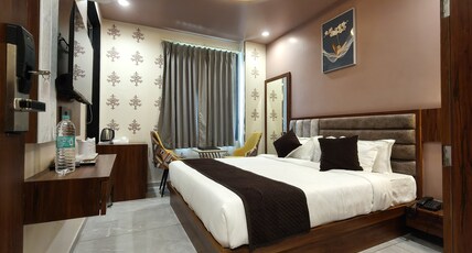 Hotel Mohan Palace (5 Min walk from Khatu Shyam Ji Temple) Room Type - Deluxe Comfort Room