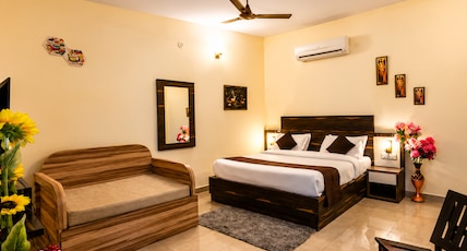 Wildline Gold Resort Room Type - Deluxe Cottage Wildline Gold Resort Room Type - Deluxe Cottage