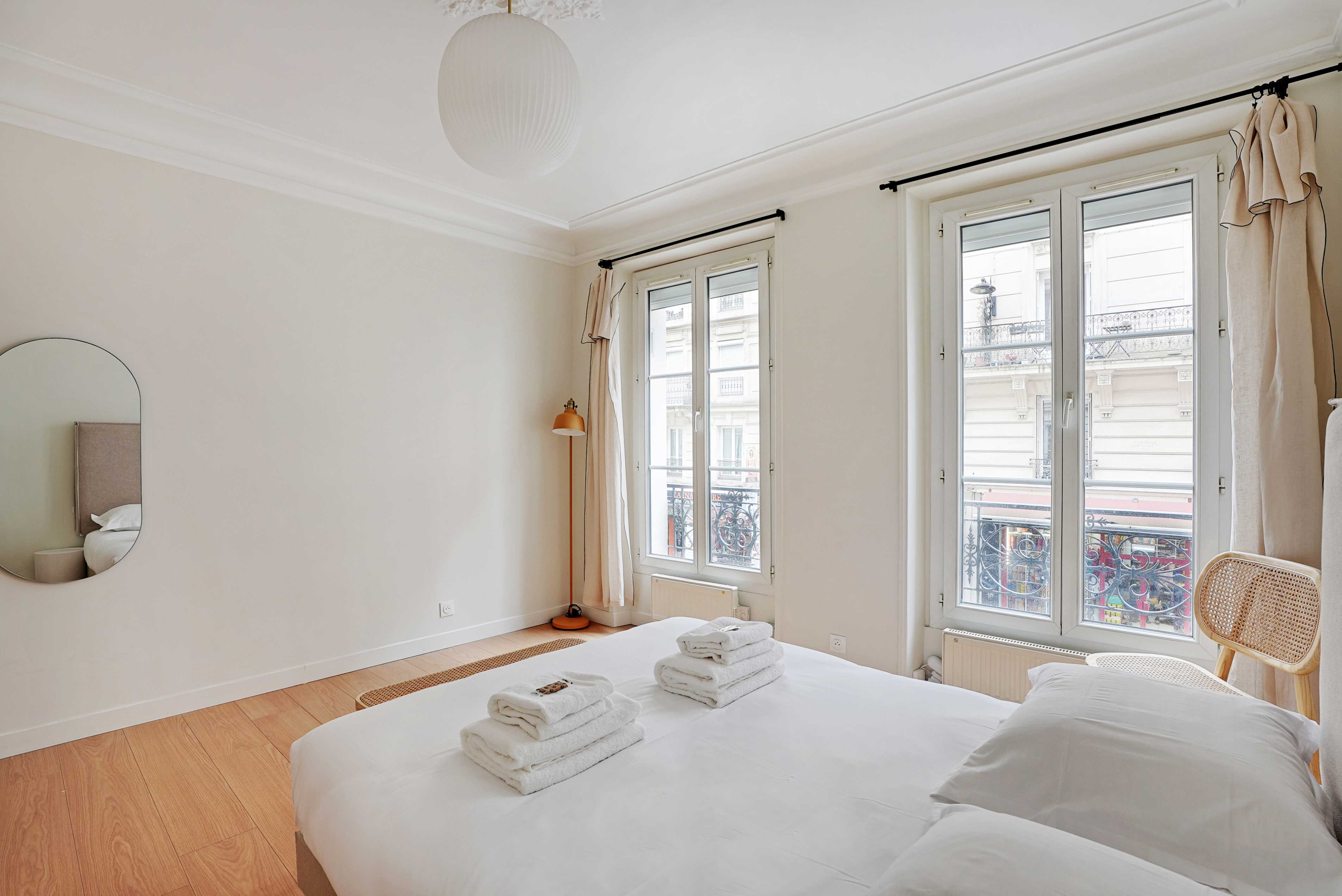 Amazing apartment - 3BR/8P - Clignancourt - Tap to explore photos