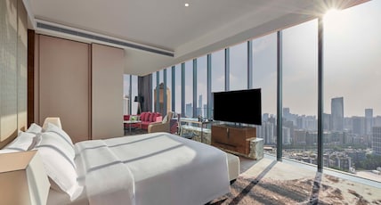 Hilton Guangzhou Tianhe Room Type - CORNER JUNIOR SUITE