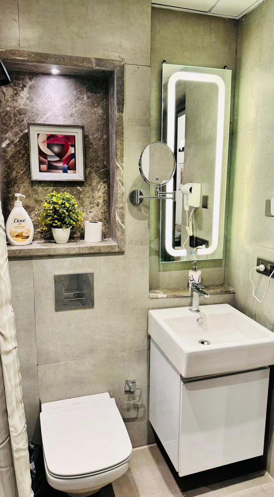 43rd Floor Evening Stay At Supernova Noida - Tap to explore photos