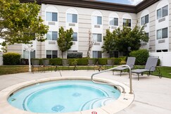 Hampton Inn & Suites by Hilton Salt Lake City Airport