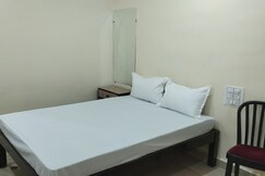 Hotel somnath