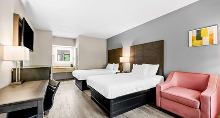 Best Western Pinehurst Inn Room Type - 2 Double Beds, Non-Smoking, Pet Friendly Room, Microwave And Refrigerator, Wi-Fi, Full Breakfast Best Western Pinehurst Inn Room Type - 2 Double Beds, Non-Smoking, Pet Friendly Room, Microwave And Refrigerator, Wi-Fi, Full Breakfast