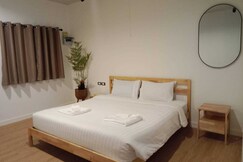 RQ Phuket Patong Beach by Collection O