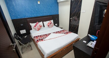 Hotel J.D Residency Room Type - Deluxe Room