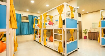 goSTOPS Amritsar Chatiwind Gate  Room Type - Bed in 12 Bed Mixed AC Dormitory Room with Ensuite Bathroom