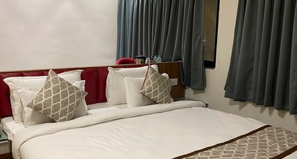 Fun N Food Room Type - Ac Executive