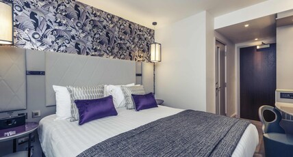 Mercure London Hyde Park Hotel Room Type - Standard Room with 1 King Bed