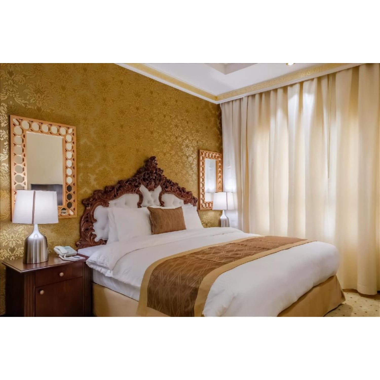 Crystal Plaza Al Majaz Hotel - Tap to explore photos