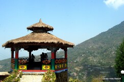 Seven Hills Resort | Rooms & Caretaker