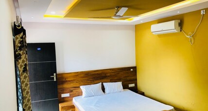 Anand Rihandam Room Type - Deluxe Room AC